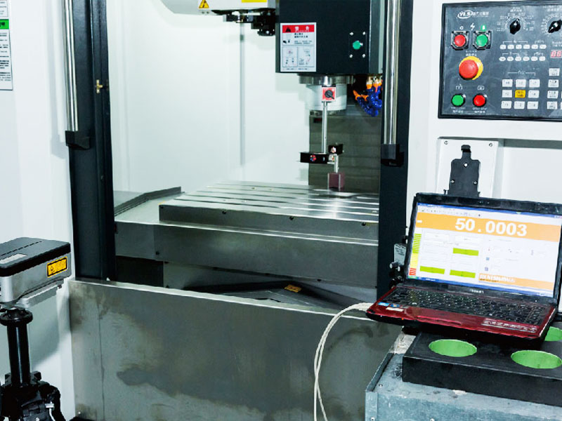 鉆攻加工中心 鉆攻加工中心